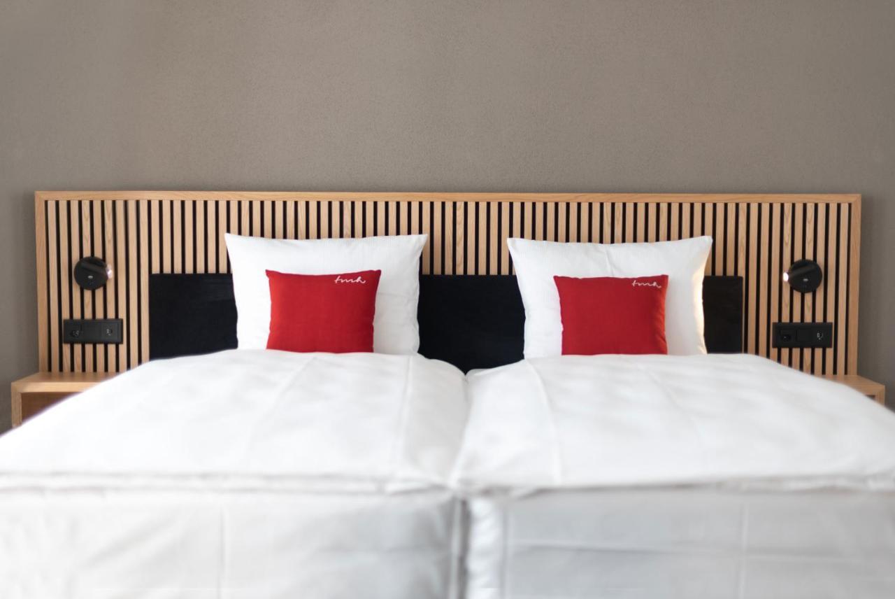 Tailormade Hotel Bab Bachenbuelach Bachenbulach Ngoại thất bức ảnh